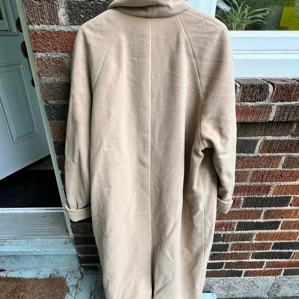 Elegant Tan Women's Coat